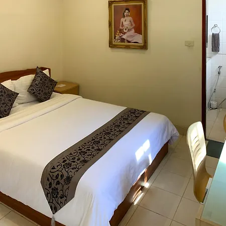 The Classroom Hotel-2
